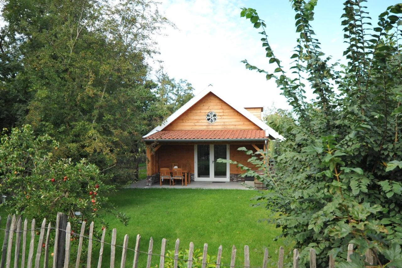 Lodges Near The Rhine - Sustainable Residence Hazerswoude-Rijndijk Dış mekan fotoğraf