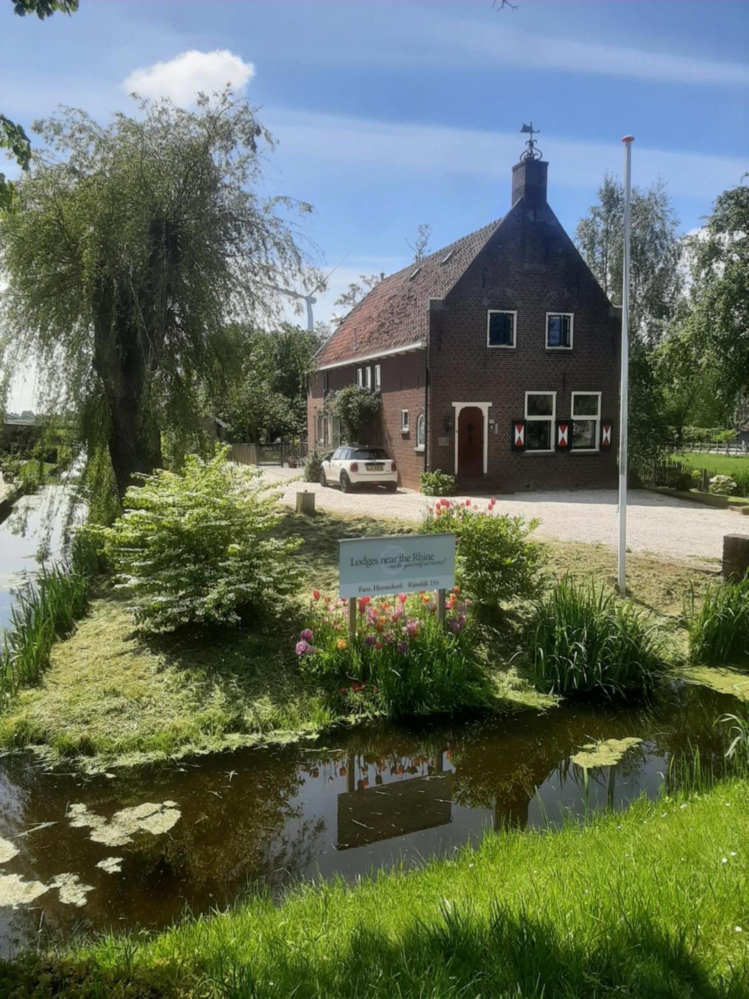 Lodges Near The Rhine - Sustainable Residence Hazerswoude-Rijndijk Dış mekan fotoğraf